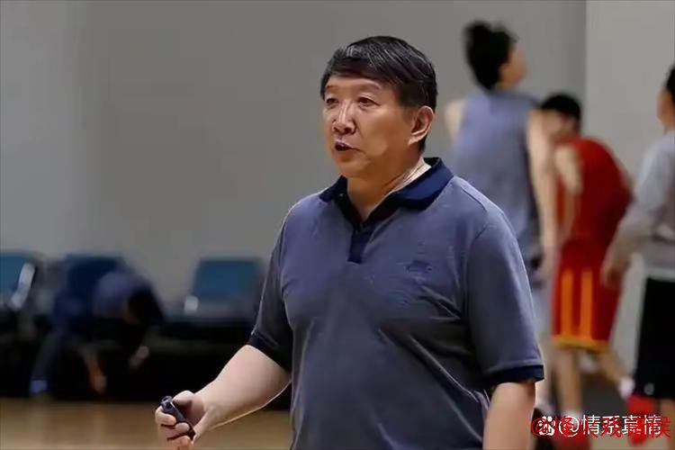 宫鲁鸣：问题不在体测，而在运动员本身