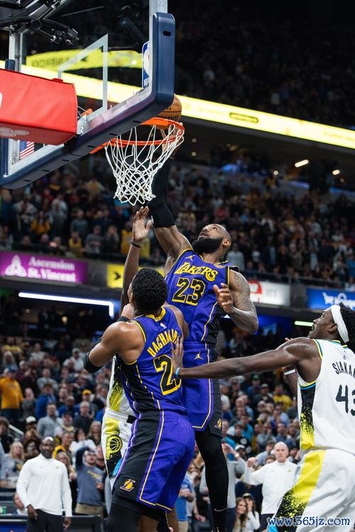 詹姆斯绝命三分克内克特砍27分 湖人险胜鹈鹕豪取5连胜