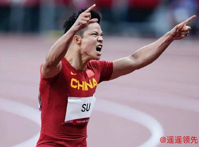 苏炳添的“三次转身”：从不轻言失败，火候足就会花开